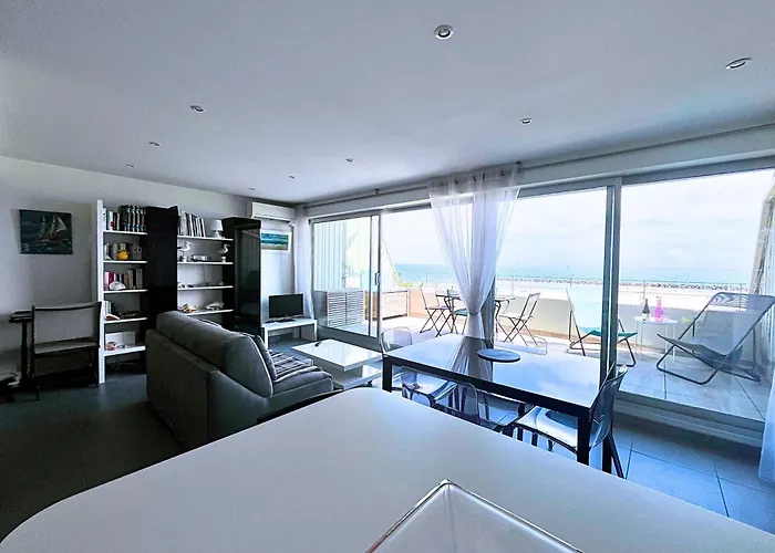 Apartment Rose Des Sables - Climatise Vue Avec Terrasse Et Parking Mauguio